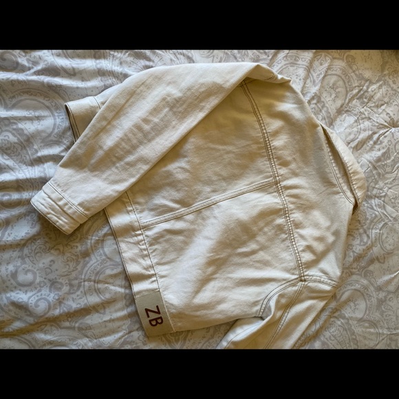 Zara cream jean jacket - Picture 2 of 2